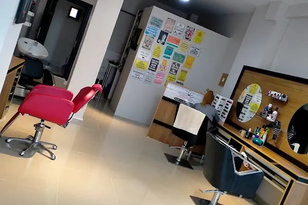 Sema kuaför ve güzellik salonu - Resim 2