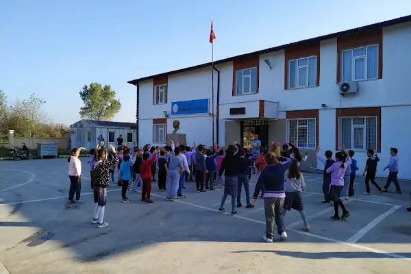Akçakamış İlkokulu - Resim 1