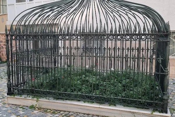 Âşık Yunus Türbesi - Resim 2