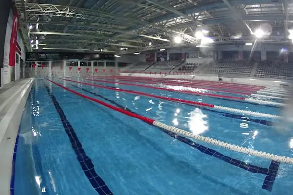 Haliliye Olimpik Yüzme Havuzu - Resim 19