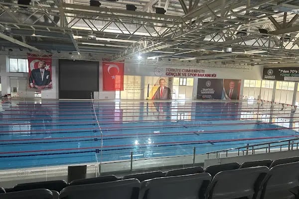 Haliliye Olimpik Yüzme Havuzu - Resim 18