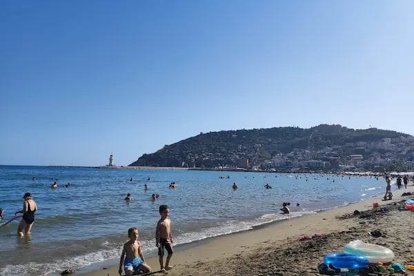 Alanya Belediyesi Halk Plajı - Resim 2