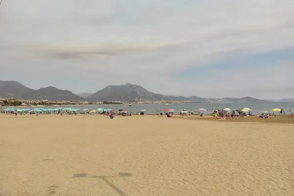 Alanya Belediyesi Halk Plajı - Resim 5
