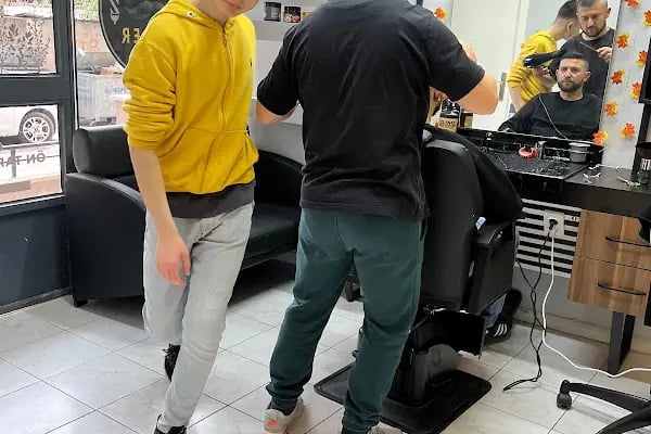 Balıkesir Makas10 Erkek Kuaförü / Berberi - Resim 16