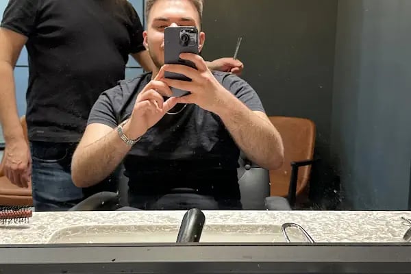 Fatih Çalan Barber Shop - Resim 7