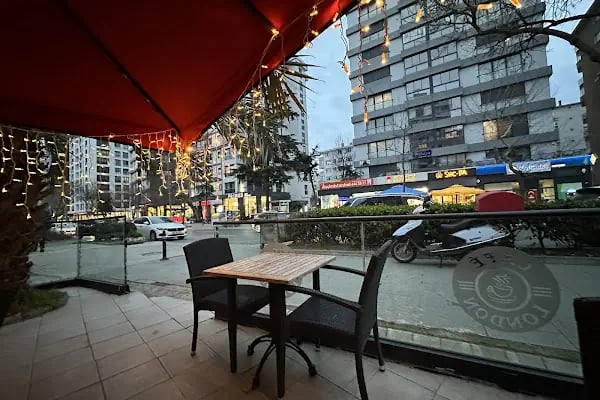 Cafe London sahrayıcedit - Resim 2