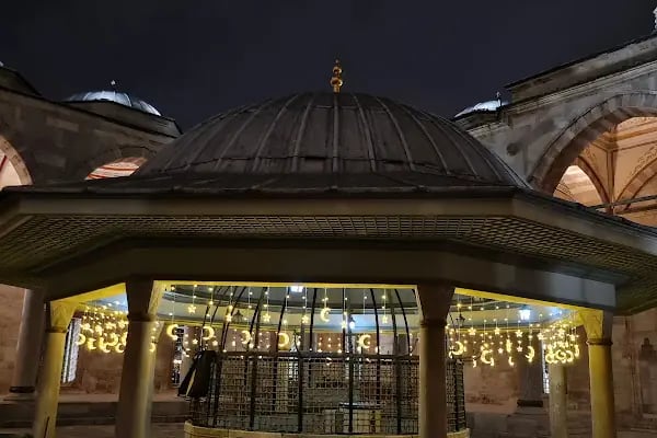 Yavuz Sultan Selim Cami - Resim 4