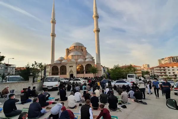 Yavuz Sultan Selim Cami - Resim 19
