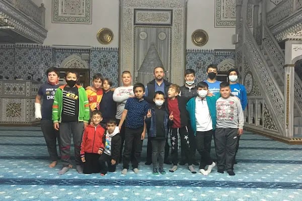 Yavuz Sultan Selim Cami - Resim 15