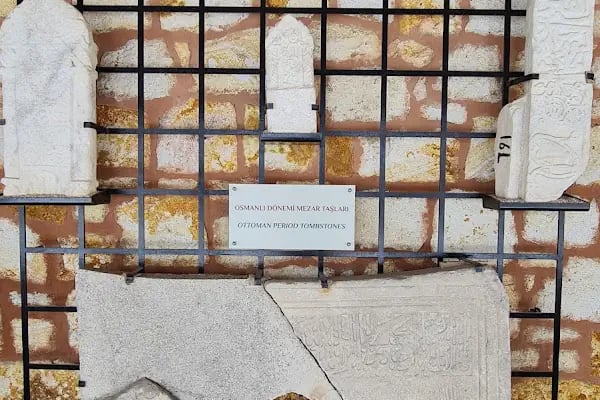 Taş Medrese Taş Eserler Müzesi - Resim 14