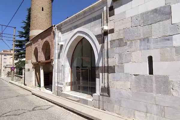 Taş Medrese Taş Eserler Müzesi - Resim 3