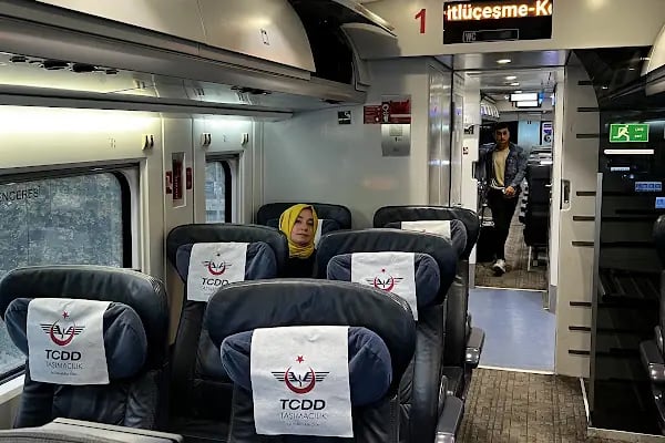 Söğütlüçeşme YHT Yüksek Hızlı Tren İstasyonu - Resim 6