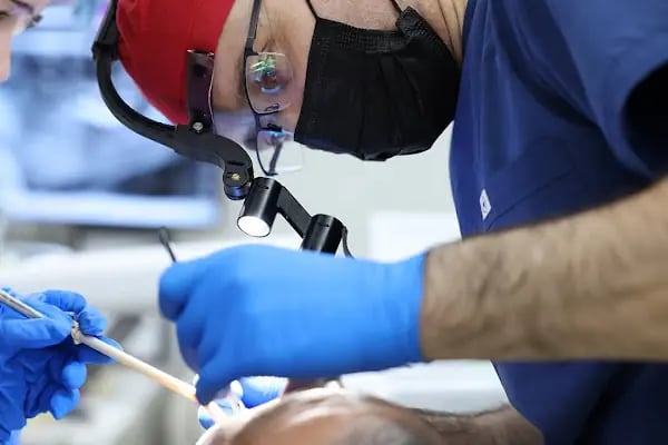 Astradent Ağız ve Diş Sağlığı Polikliniği - Resim 11