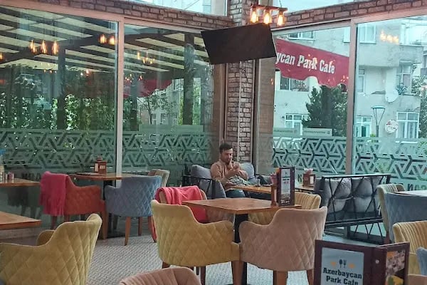 İBB Azerbaycan Dostluk Parkı - Resim 16