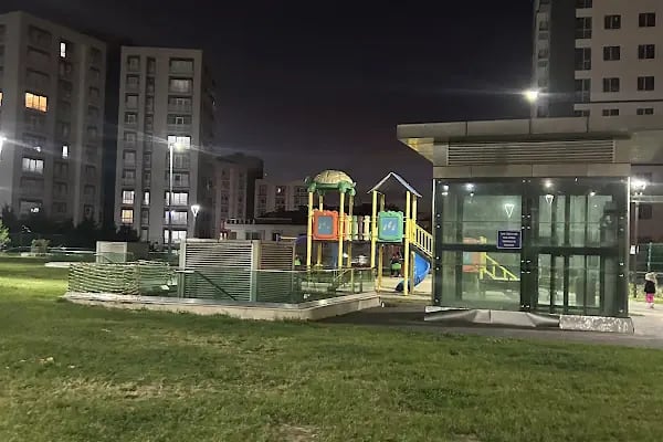 İBB Azerbaycan Dostluk Parkı - Resim 10