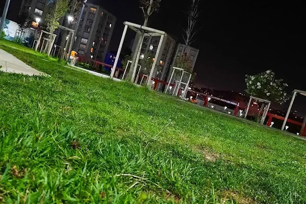 İBB Azerbaycan Dostluk Parkı - Resim 9