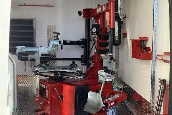 Otolas Lastik Yol Yardım 7-24 | OTO ERTEM TURGUTLU - Resim 11