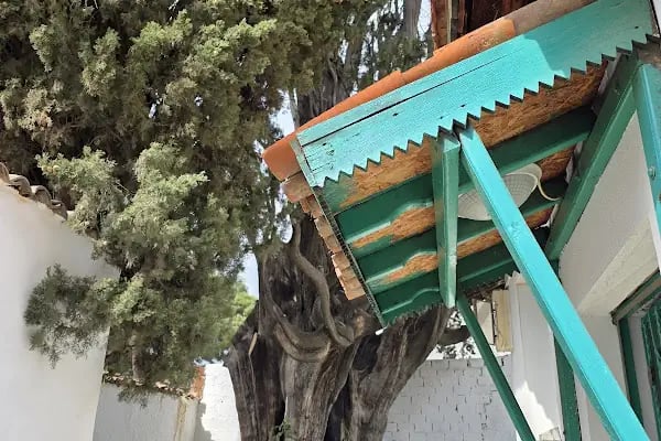 Üçler Dede türbesi - Resim 6