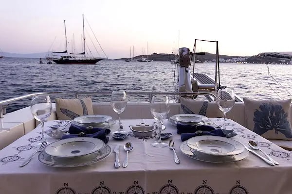 Bodrum Tekne Turu - Özel Yat Kiralama - Resim 2
