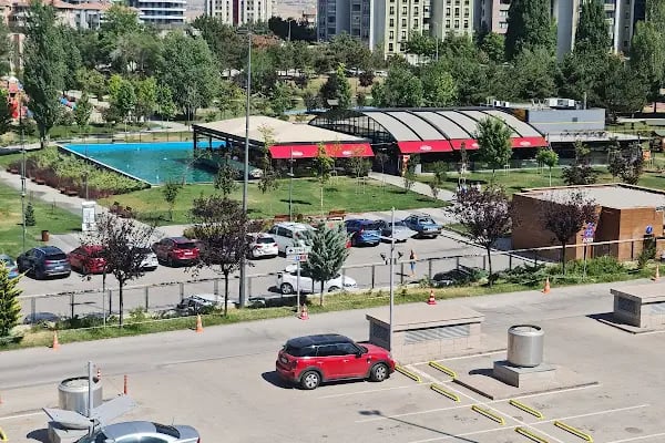Ülkü Spor Sahası - Resim 5