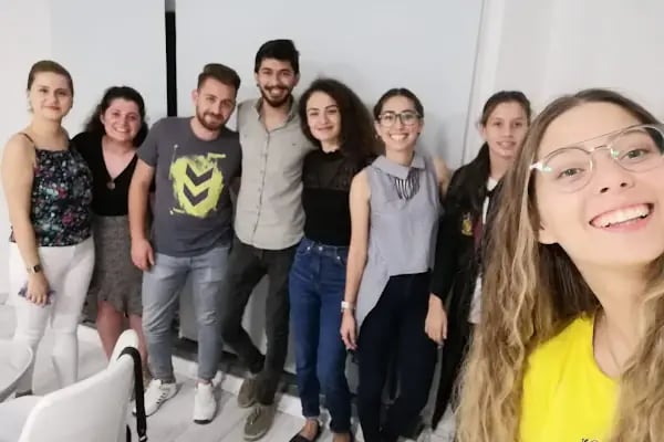 American LIFE İzmir Alsancak İngilizce Almanca Yabancı Dil Kursu - Resim 20