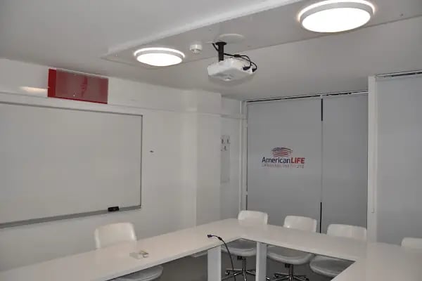 American LIFE İzmir Alsancak İngilizce Almanca Yabancı Dil Kursu - Resim 13