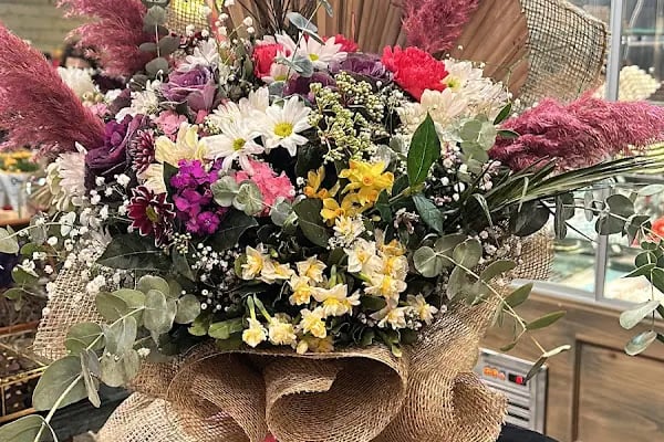 Lilyum flower and chocolate - Çerkezköy - Resim 1