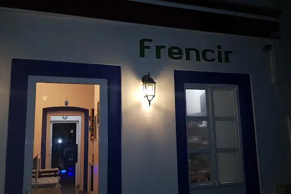 Koyver Frencir - Resim 17