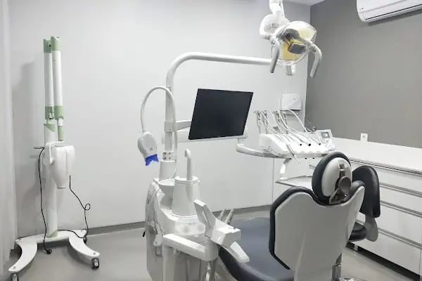 DoktorAli Ağız ve Diş Sağlığı Polikliniği - Resim 18