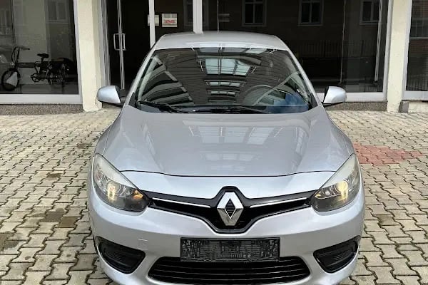 4T OTOMOTİV CAR SHOWROOM - Resim 4