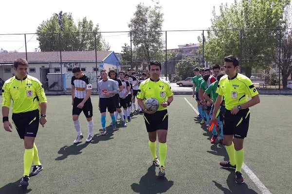 Buca Belediyesi Spor Tesisleri - Resim 4