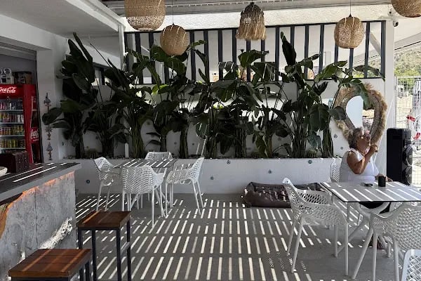 EGE Cafe &amp; Pub - Resim 13