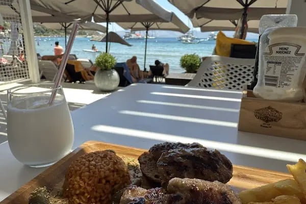 EGE Cafe &amp; Pub - Resim 19