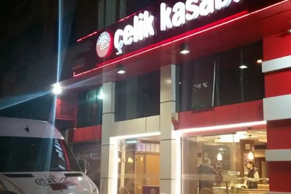 Çelik Kasabı - Resim 13