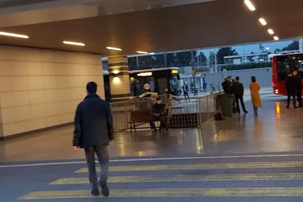 Üçkuyular Aktarmalı Otobüs Son Durağı - Resim 7