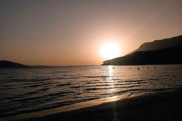 Akyaka Plajı - Resim 15