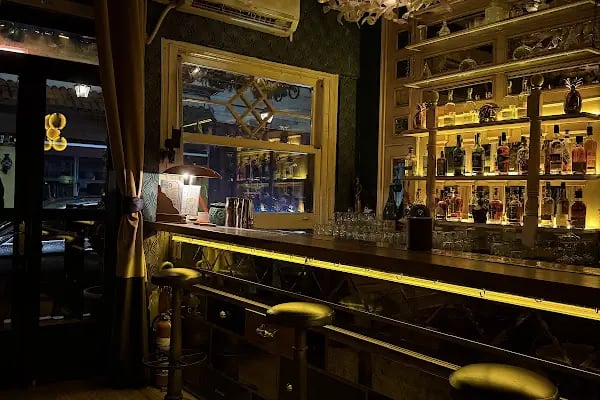 Cafe De Brasso & Restaurant - Resim 2