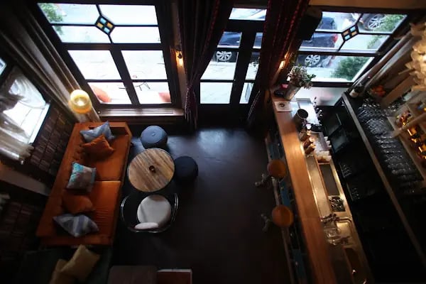 Cafe De Brasso & Restaurant - Resim 4