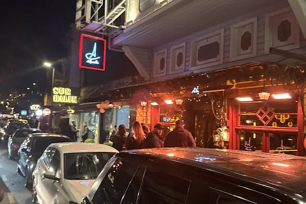 Cafe De Brasso & Restaurant - Resim 14
