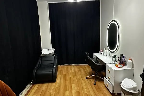 Emrullah Şentürk Hair Stylist & Barber Shop - Resim 4