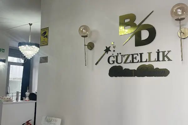 Emrullah Şentürk Hair Stylist & Barber Shop - Resim 9