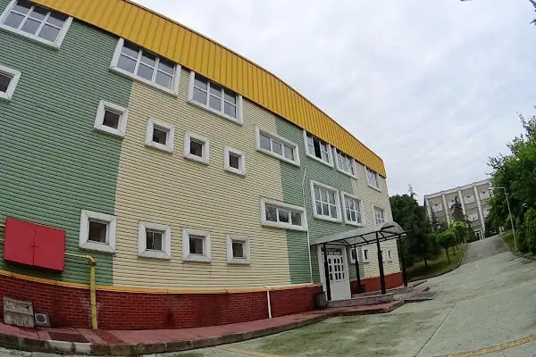 Sakarya Uygulamalı Bilimler Üniversitesi Spor Bilimleri Fakültesi Kapalı Spor Salonu - Resim 3