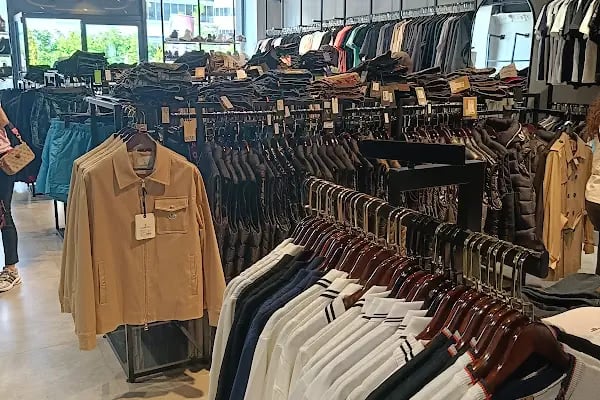 GuvBRAND OUTLET - Resim 11