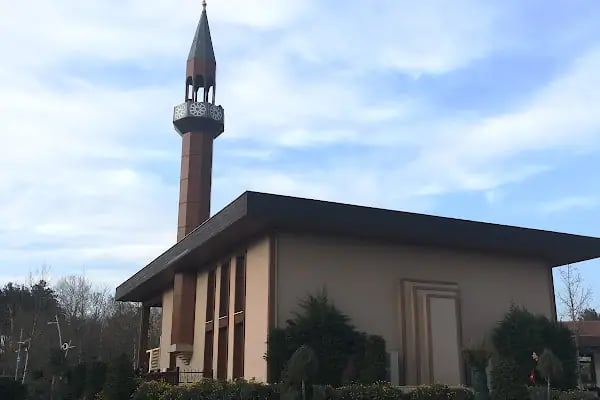 15 Temmuz Millet Bahçesi - Resim 7