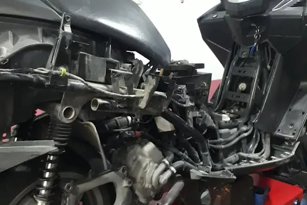 Gemlik Körfez Motosiklet(Bajaj,RKS,Kuba,Kanuni,Volta,Benelli,Skyjet,Segway YETKİLİ SERVİS) - Resim 4
