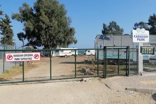 Mezitli Tece karavan parkı - Resim 1