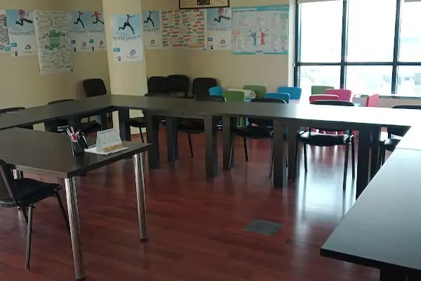 Bursa Türk-Fransız Alliance Française Kültür Derneği - Resim 18