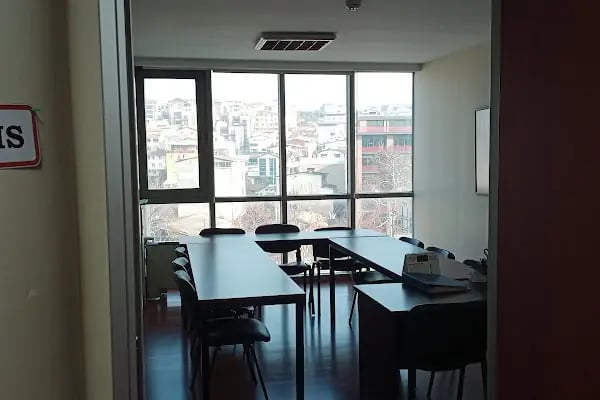 Bursa Türk-Fransız Alliance Française Kültür Derneği - Resim 7