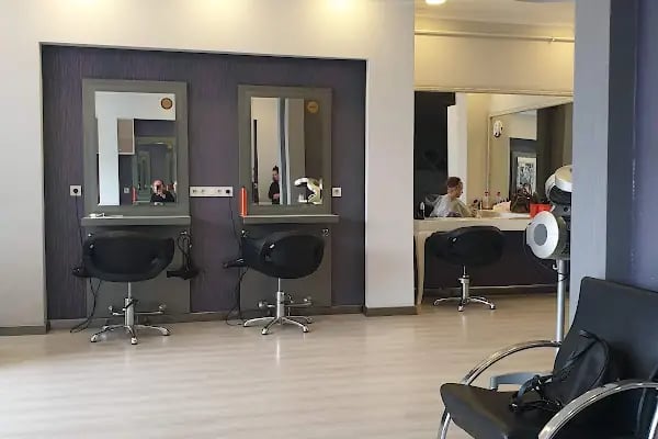 C&amp;G BARBERSHOP - Resim 2