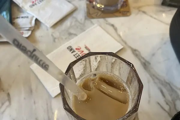 Patlıcan Cafe & Restaurant - Resim 8
